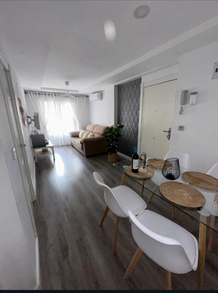 Apartamento Cerca Del Pilar Сарагоса Стая снимка